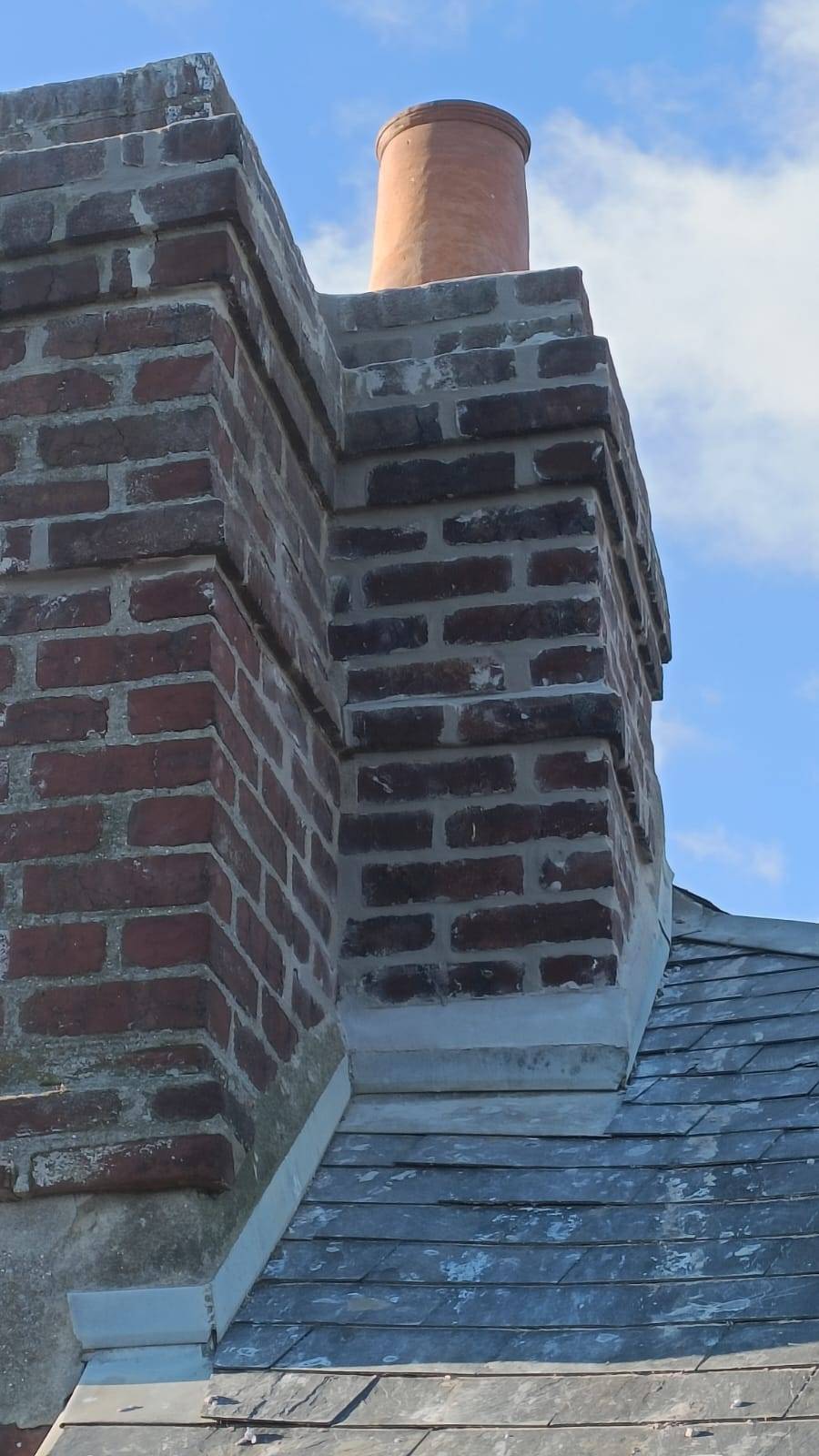 Entreprise pour la réparation d'une cheminée en briques sur Fécamp 76