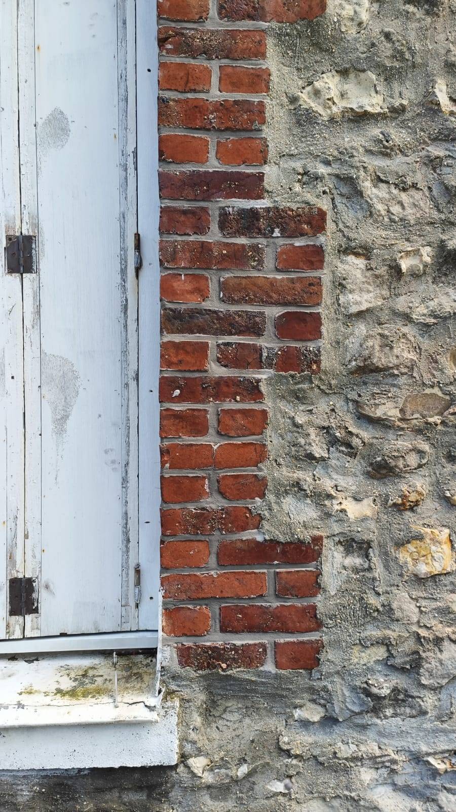 Prix démolition de cloisons par un artisan à Bolbec 76210 en Normandie