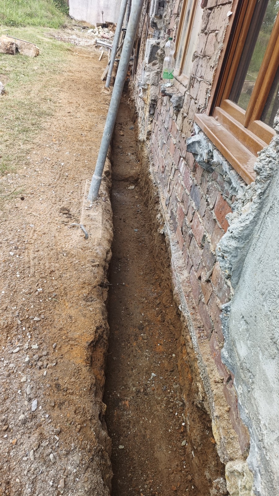 Rénovation d'une façade en colombage sur Fécamp 76 par notre équipe de maçons