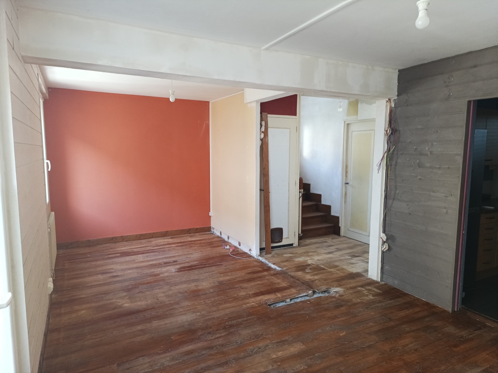 Entreprise de maçonnerie intérieure pour un bâtiment à rénover proche de Saint-Valéry-en-Caux 76