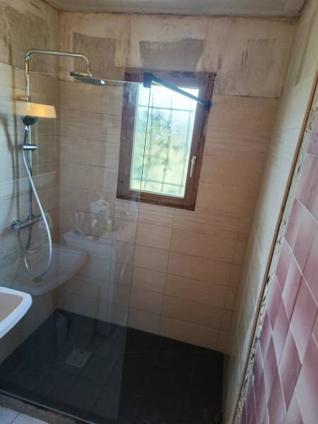 Maçon pour la création sur-mesure d’une douche à l’italienne proche de Bolbec 76